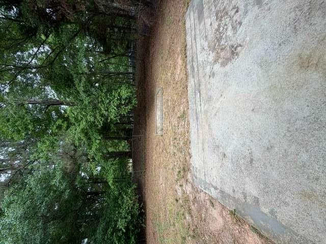 882 Whispering Way Property Photo 11