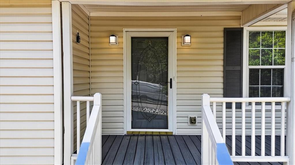 402 Deer Run Property Photo 5