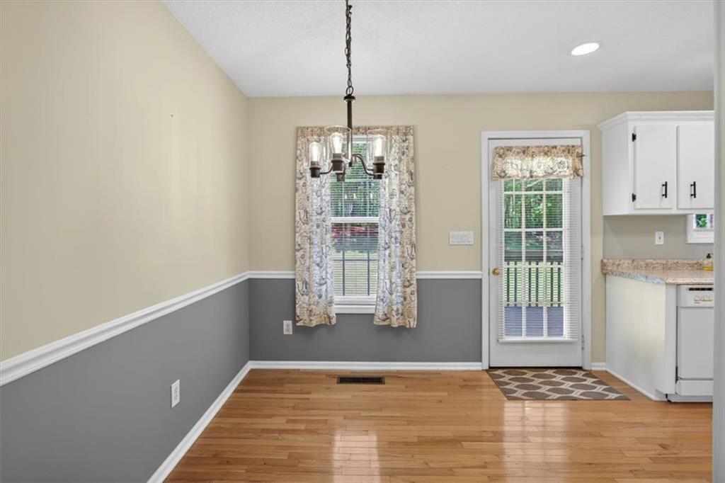 402 Deer Run Property Photo 14