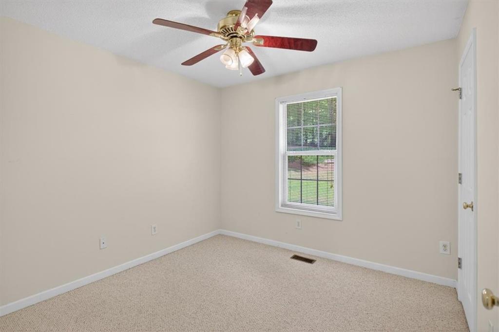 402 Deer Run Property Photo 24