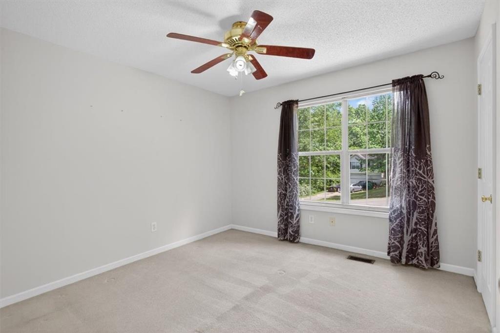 402 Deer Run Property Photo 27