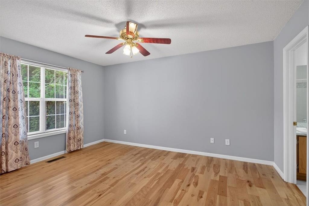 402 Deer Run Property Photo 29