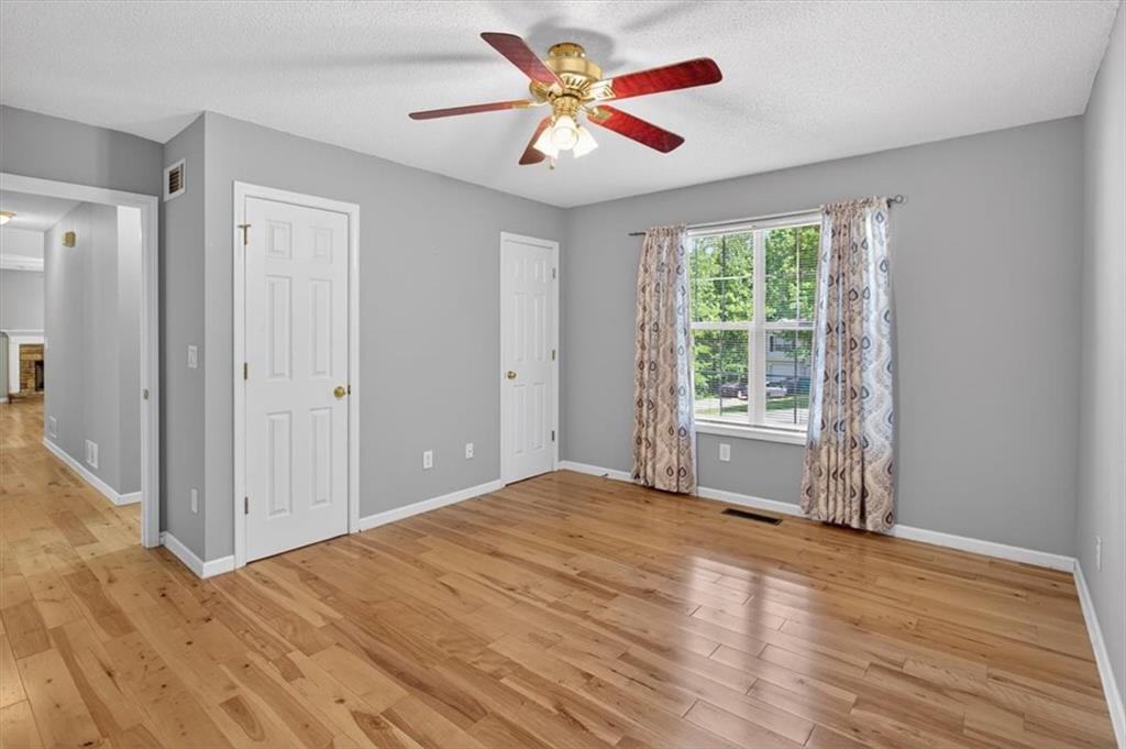 402 Deer Run Property Photo 30