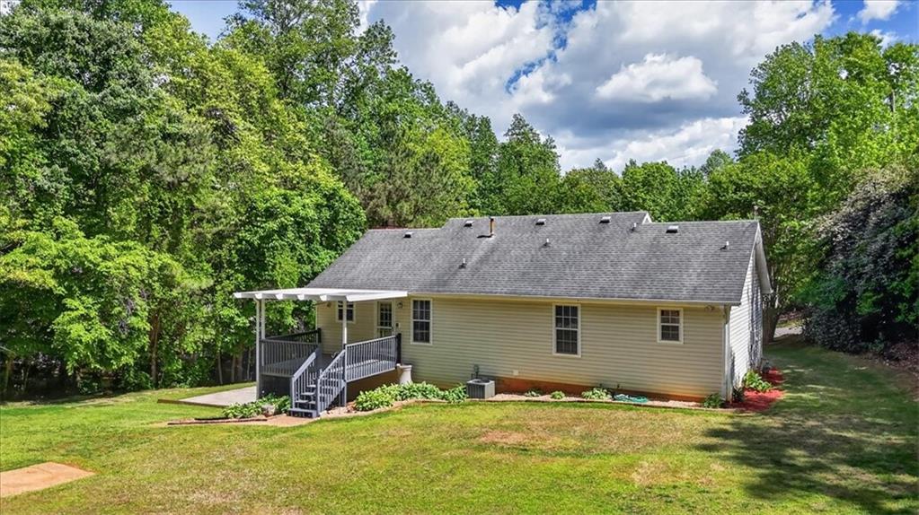 402 Deer Run Property Photo 41