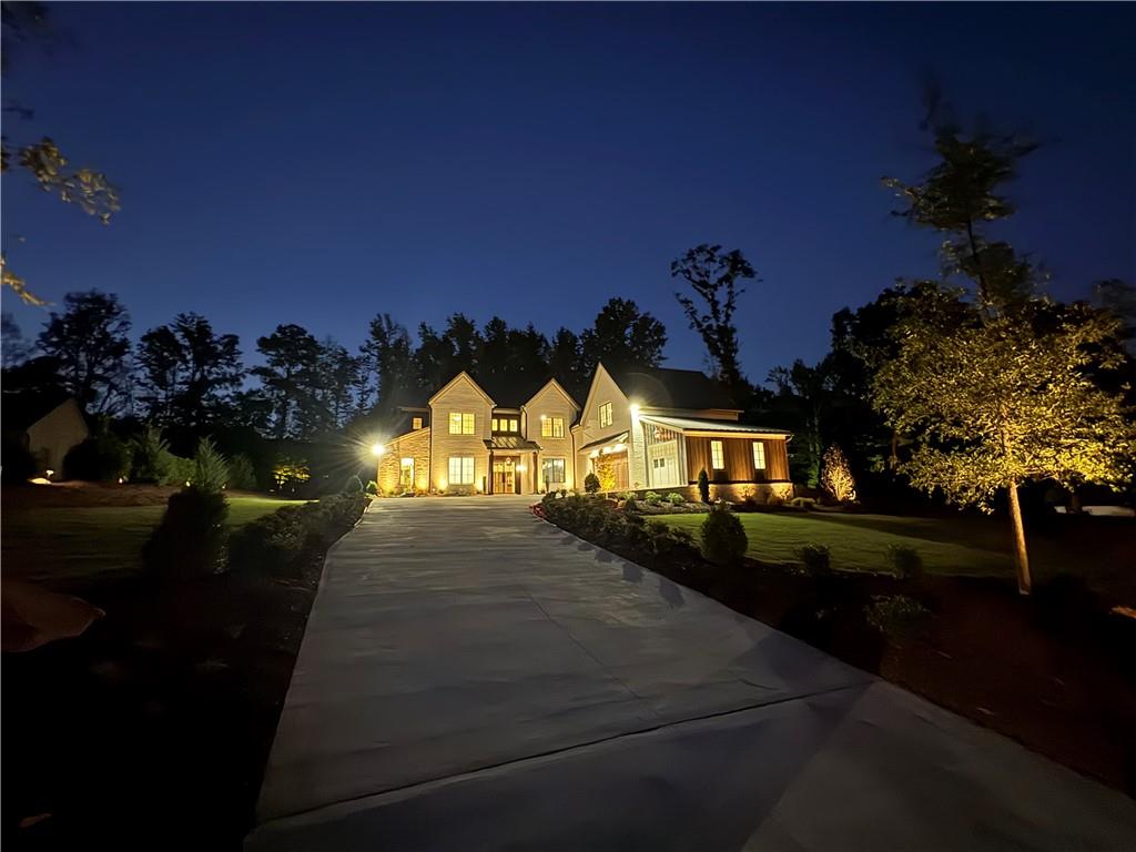 1010 Lyndon Lane