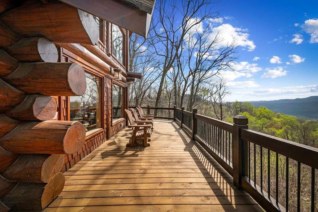 602 Overlook Drive Property Photo 6
