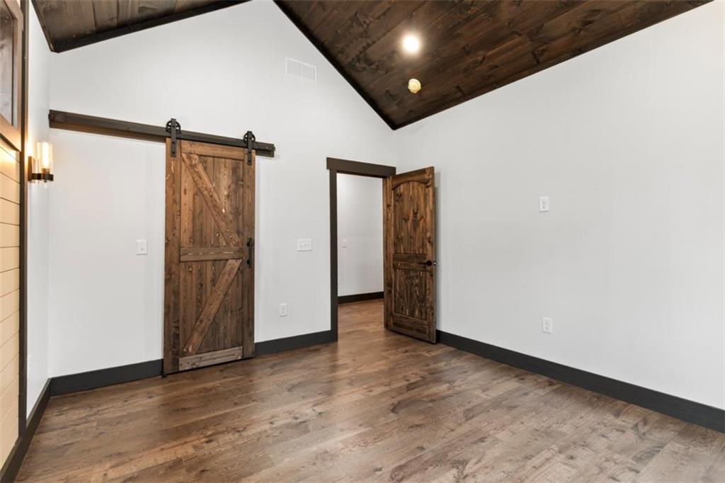 64 Nickel Lane Property Photo 32