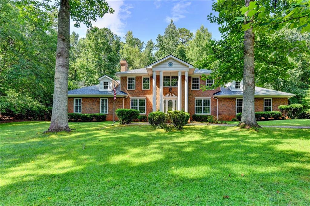 385 Five Acre Road Property Photo 1