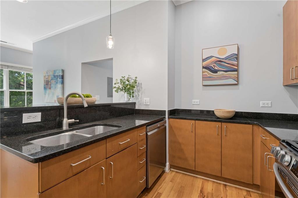 384 Ralph Mcgill Boulevard Ne Unit 222 Property Photo 17