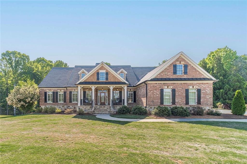 2124 Stonegate Way Property Photo 1
