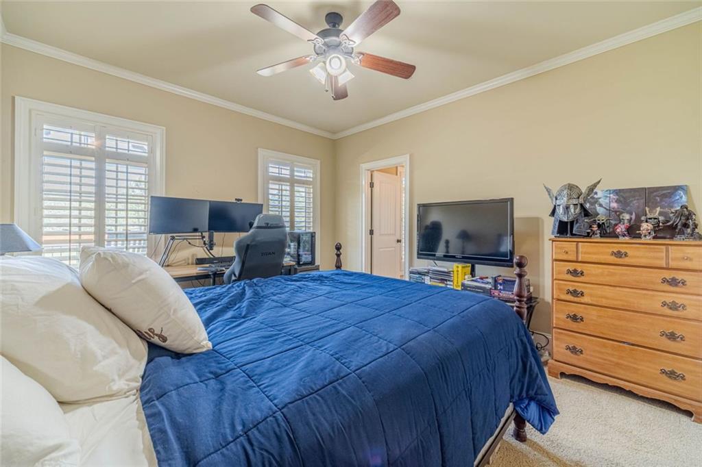 2124 Stonegate Way Property Photo 28