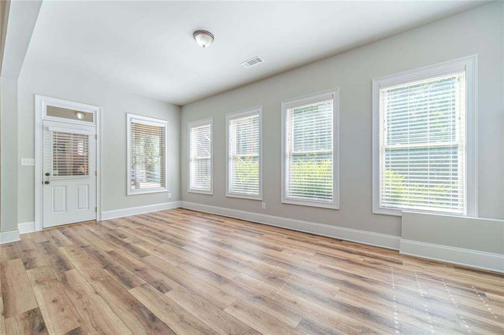 2124 Stonegate Way Property Photo 39