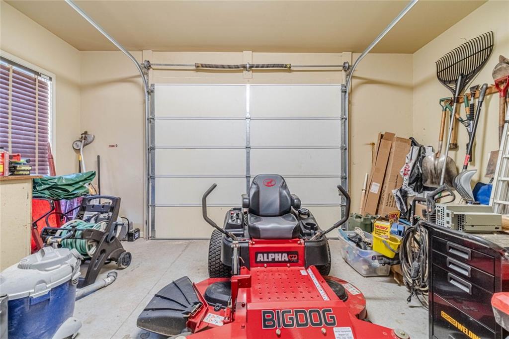 2124 Stonegate Way Property Photo 41
