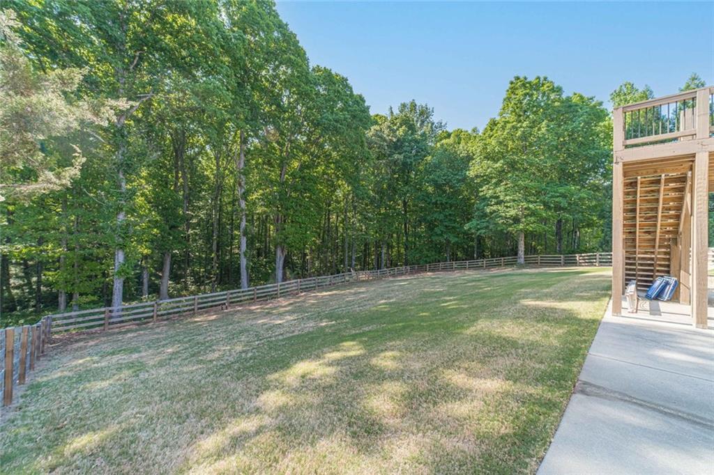2124 Stonegate Way Property Photo 47
