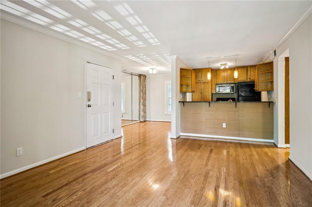 1445 Monroe Drive Ne Unit E-9 Property Photo 1