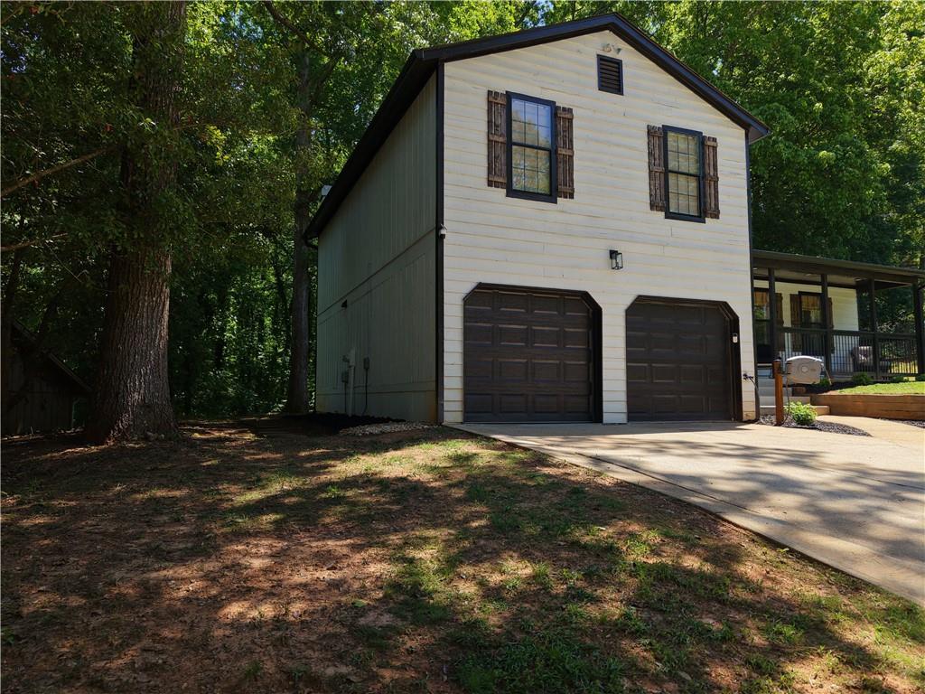 5438 Martins Crossing Road Property Photo 2