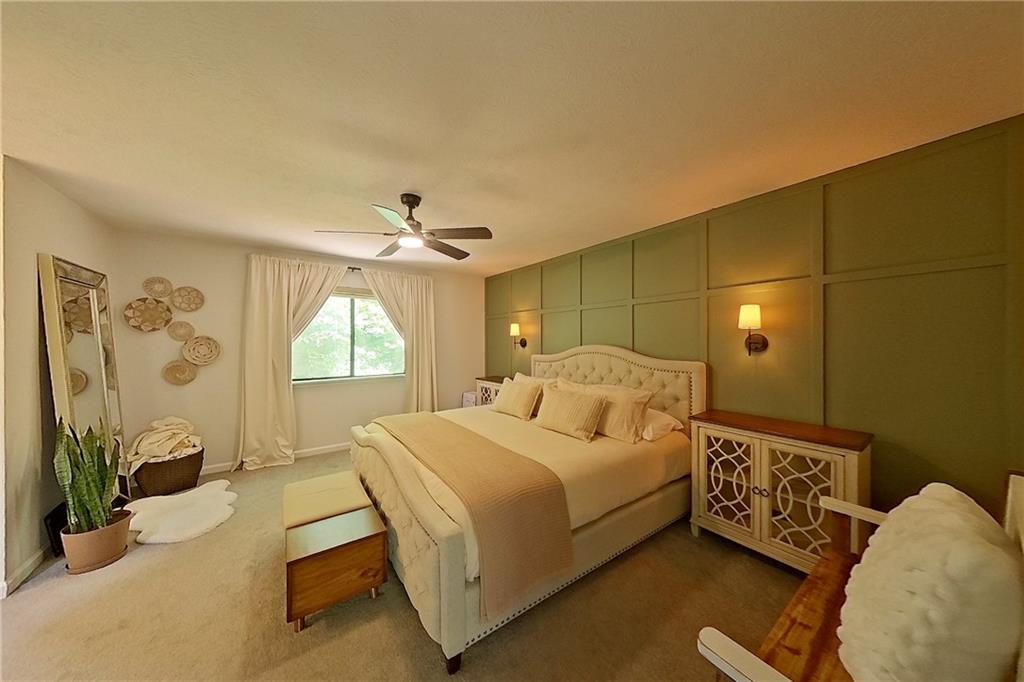 5438 Martins Crossing Road Property Photo 12