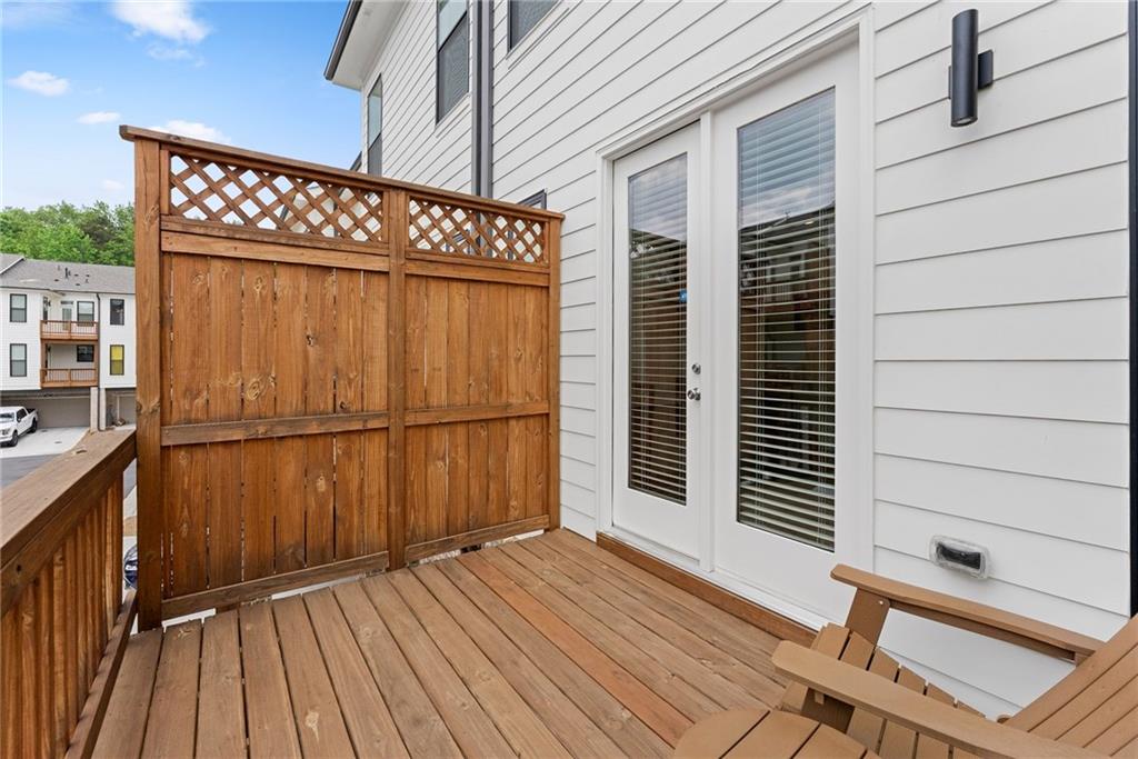 320 Olmstead Way Property Photo 18