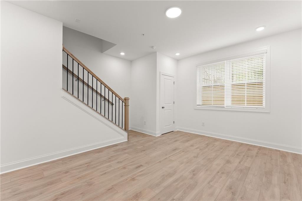 320 Olmstead Way Property Photo 38