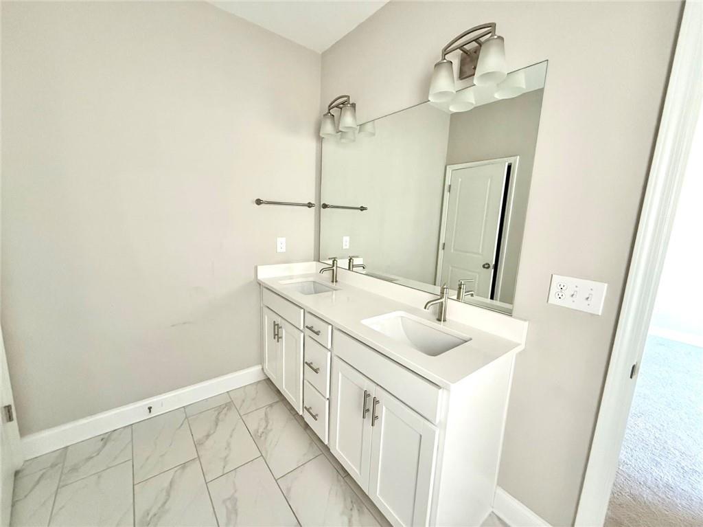 208 Spike Trail Se Property Photo 18