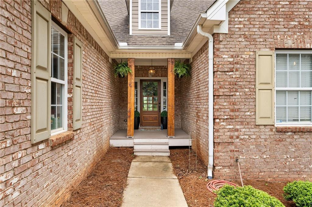 12 Grapevine Way Ne Property Photo 4