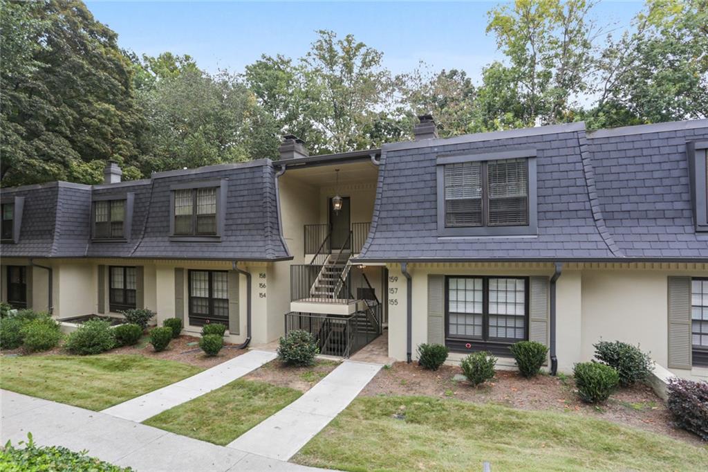 158 Maribeau Square Nw Property Photo 1