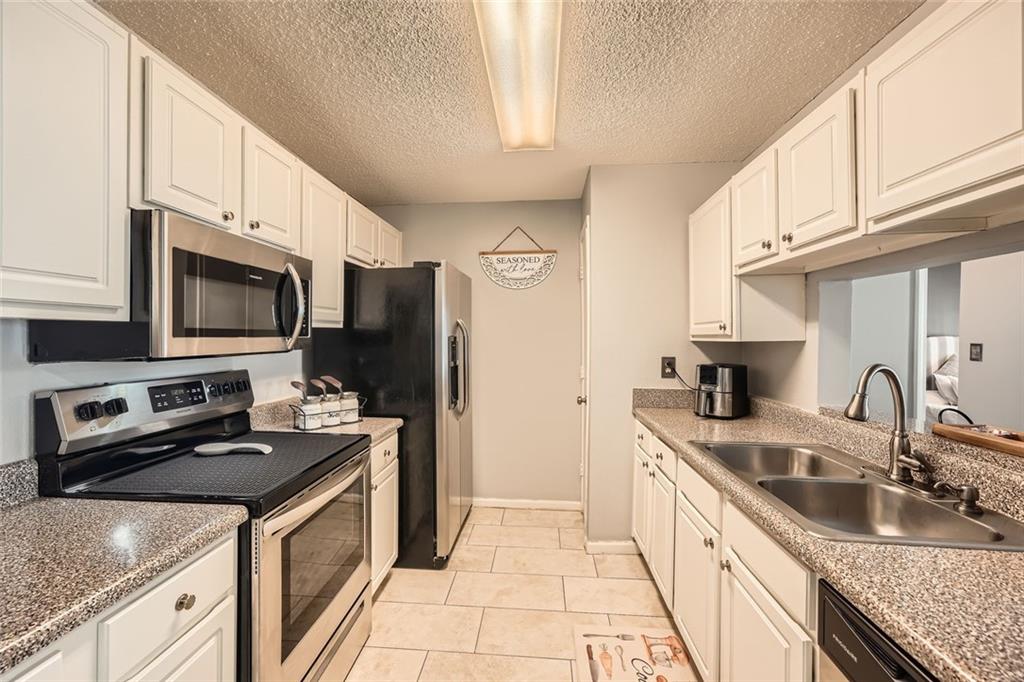 3655 Habersham Road Ne Unit 227 Property Photo 7