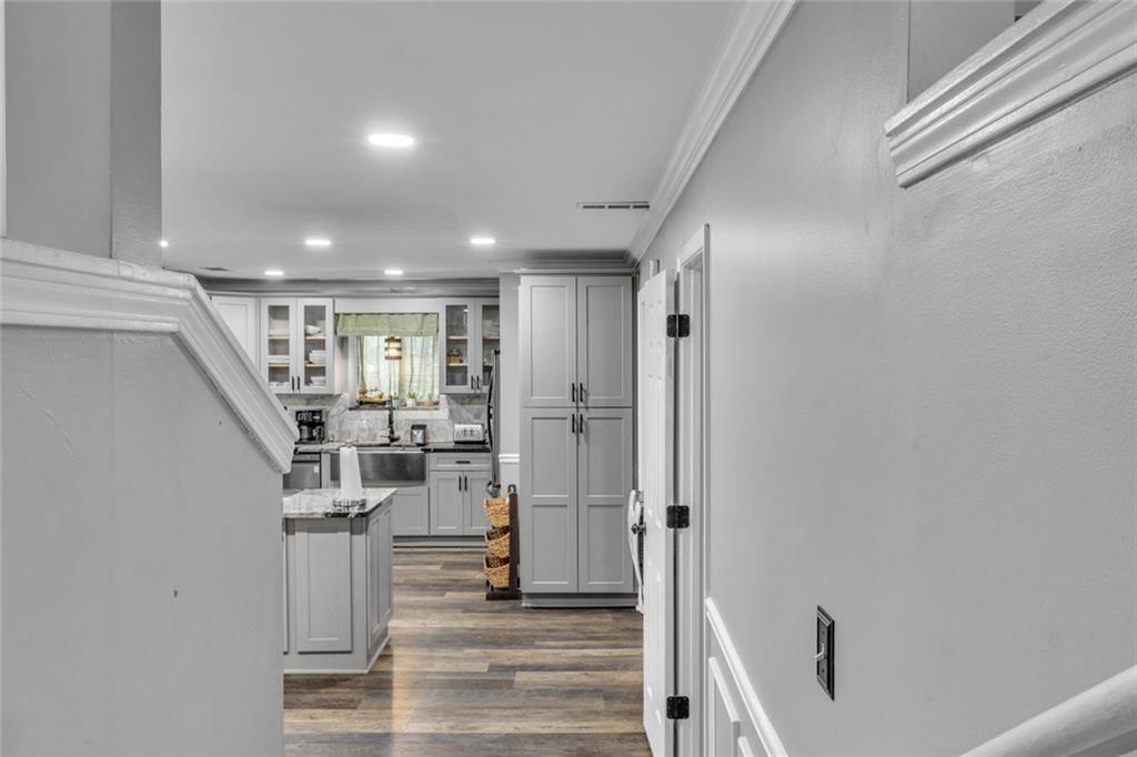 4086 Rex Road Property Photo 12