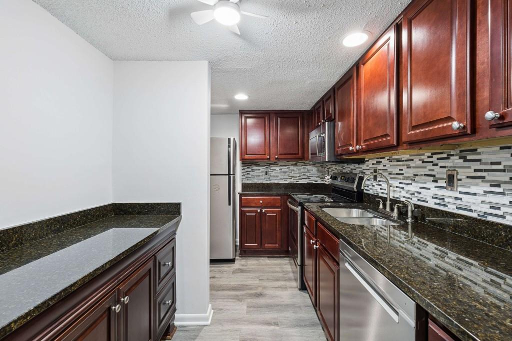 6900 Roswell Road Unit Q6 Property Photo 14