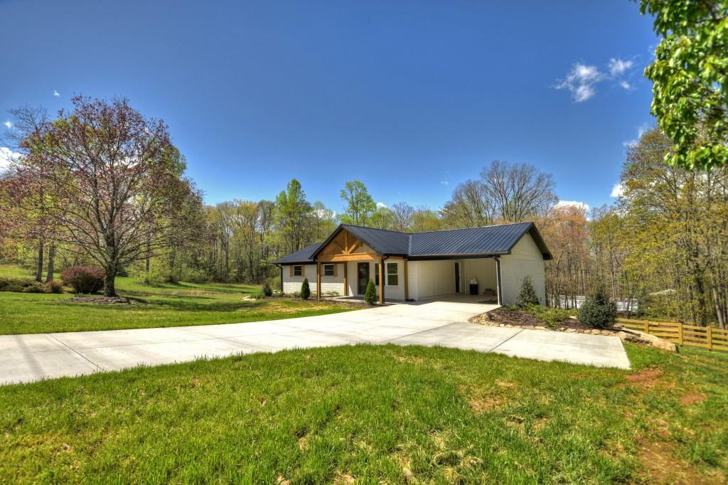 975 Goss Road Property Photo 45