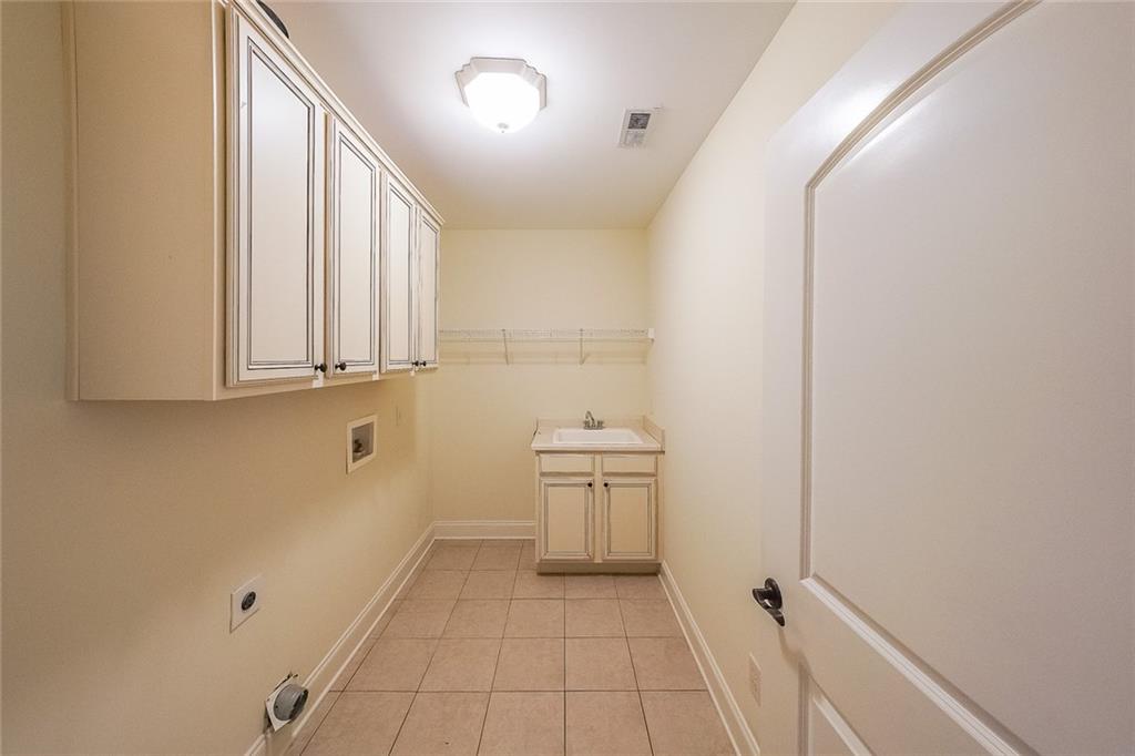 2314 Sandy Oaks Drive Property Photo 32
