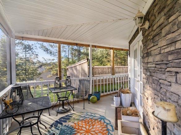 20 Shenandoah Lane Property Photo 11