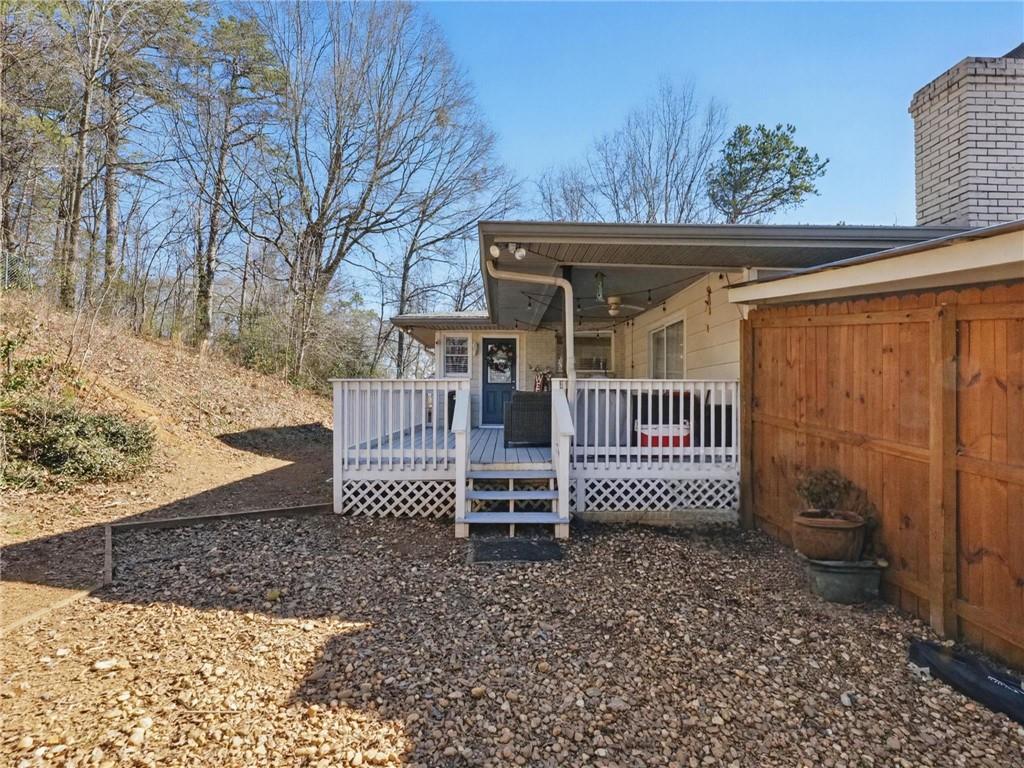 2093 Beverly Road Property Photo 6
