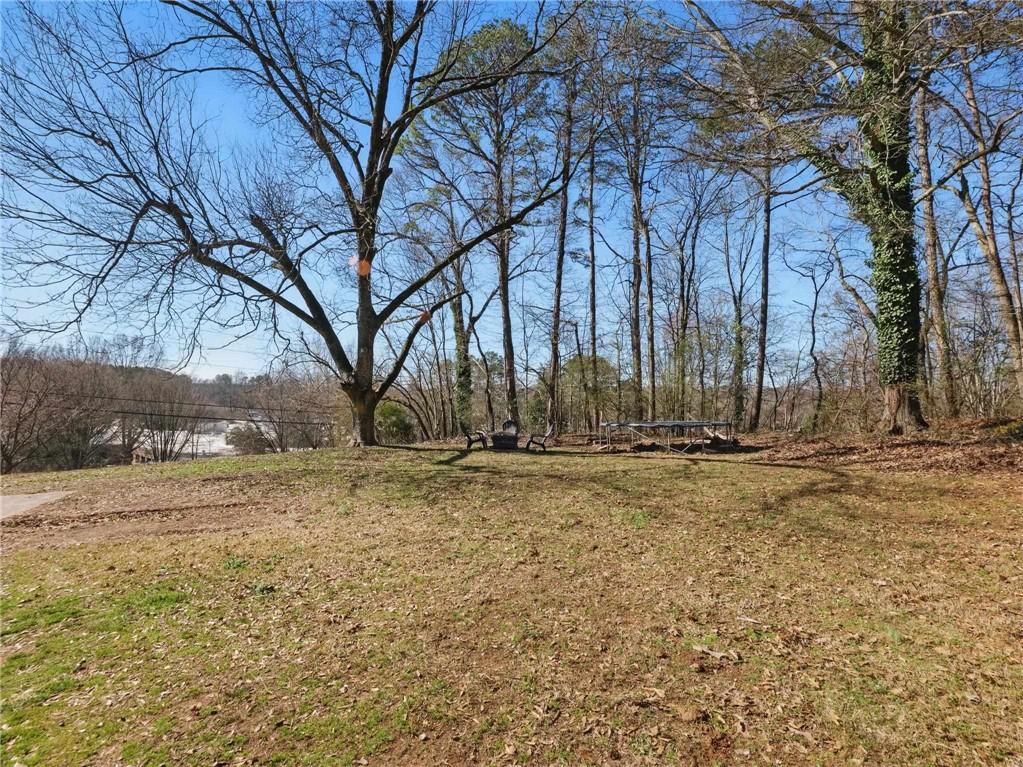 2093 Beverly Road Property Photo 7