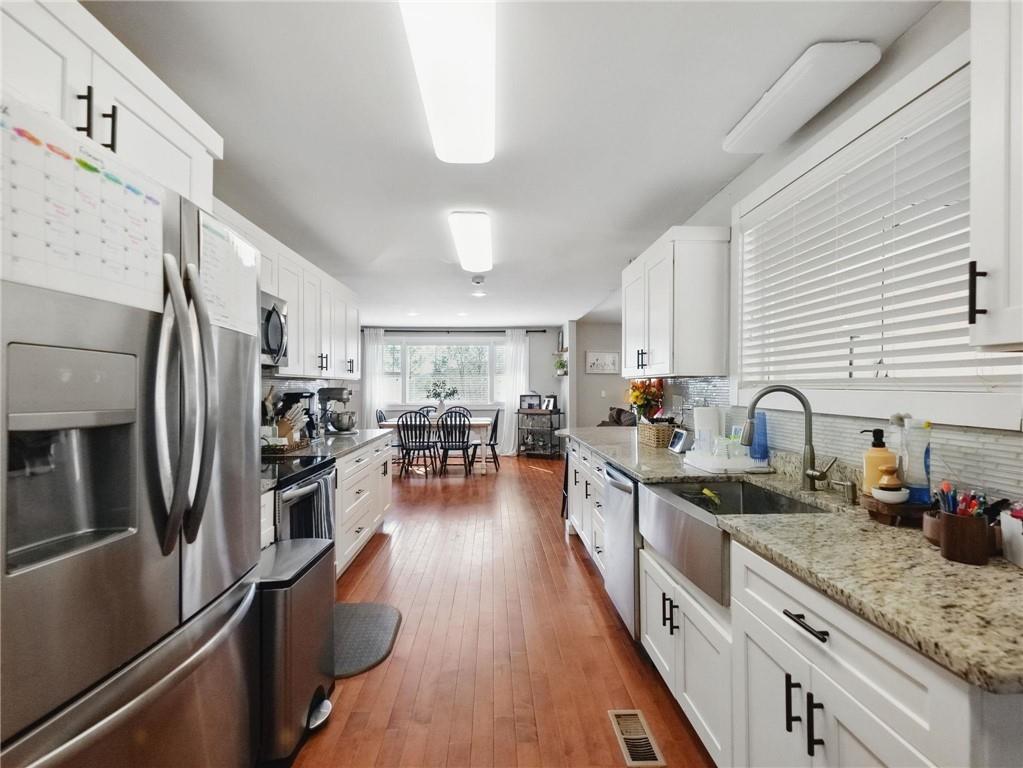 2093 Beverly Road Property Photo 20