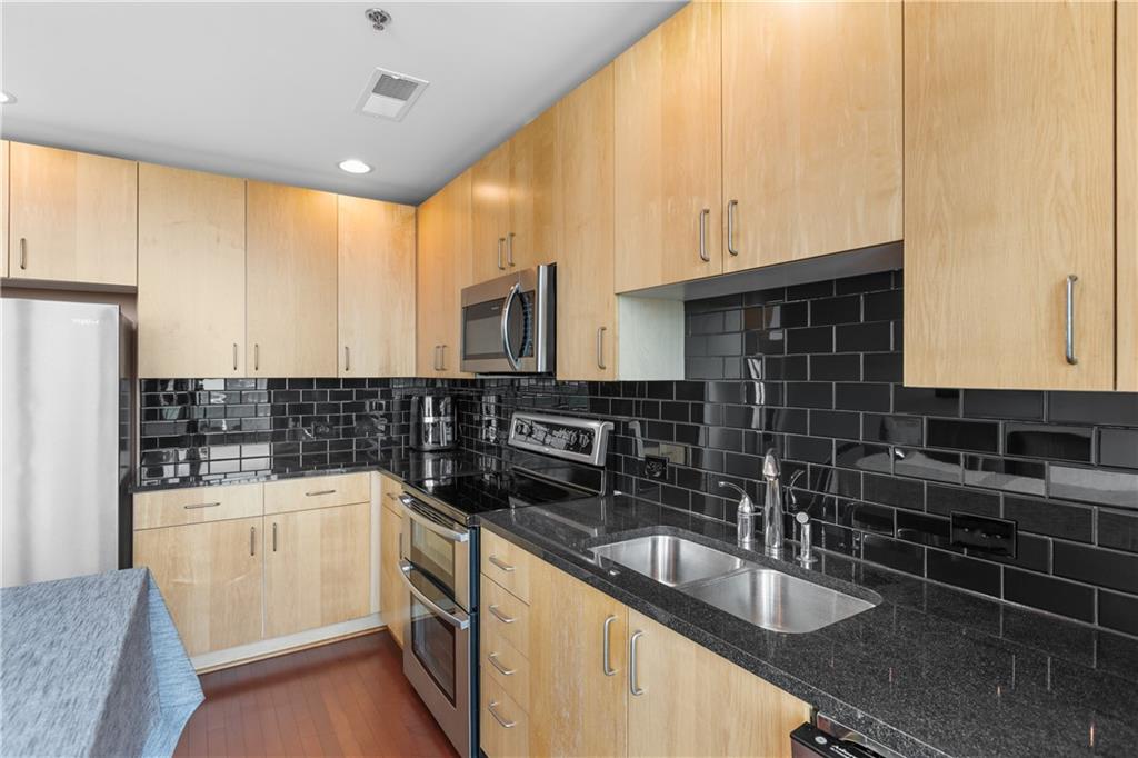 361 17th Street Nw Unit 2115 Property Photo 10