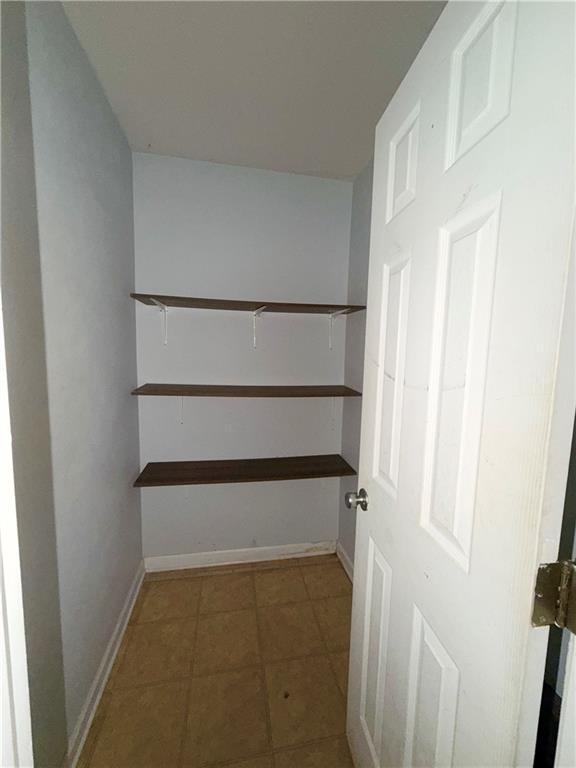 620 Superior Way Property Photo 5
