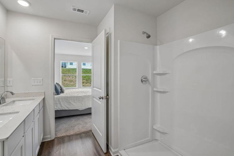 9 Barron Court Property Photo 13