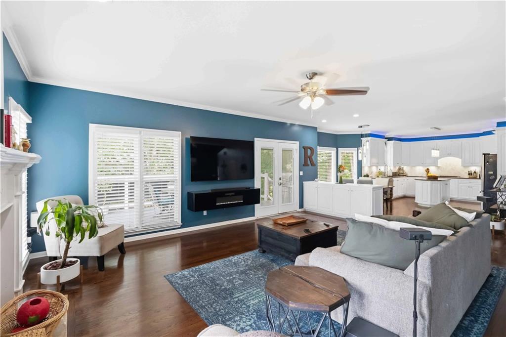 1405 Lamont Circle Property Photo 3