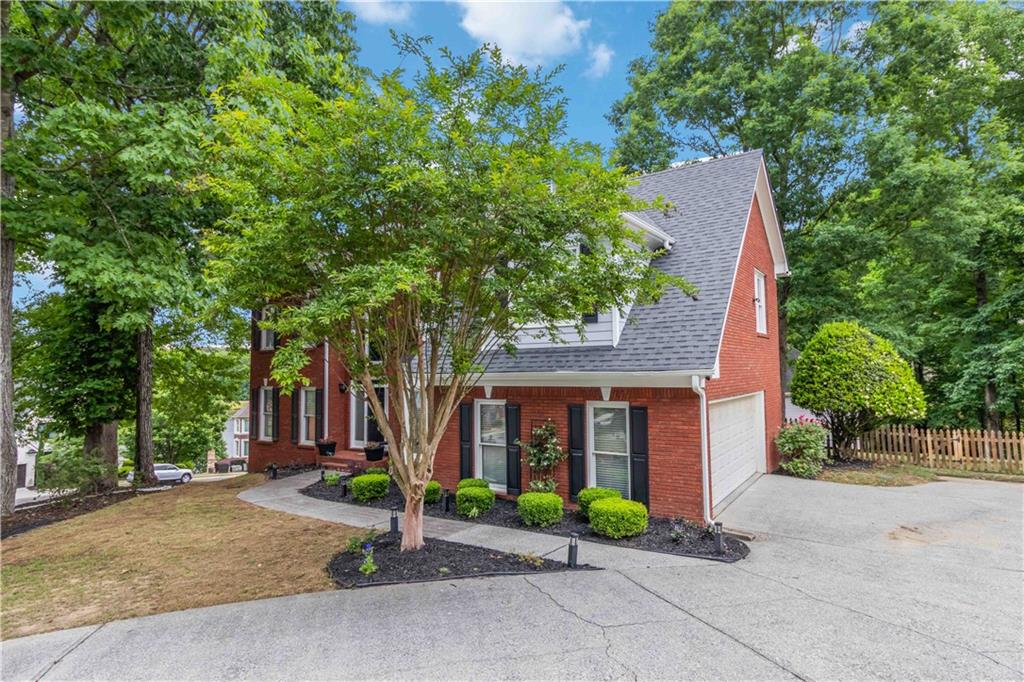 1405 Lamont Circle Property Photo 10