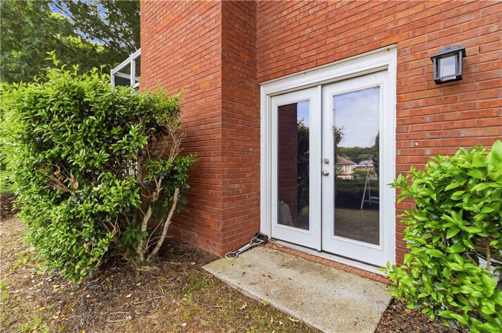 1405 Lamont Circle Property Photo 47