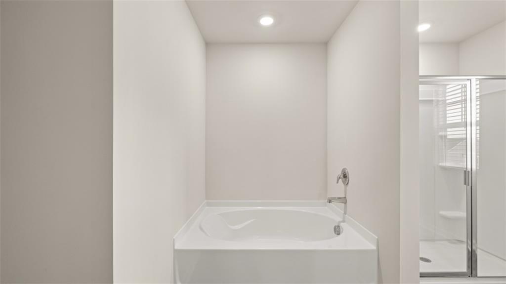 228 Defilippe Drive Property Photo 27