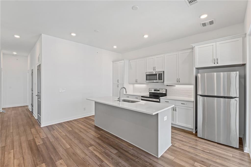 127 Devore Road Unit 204 Property Photo 11