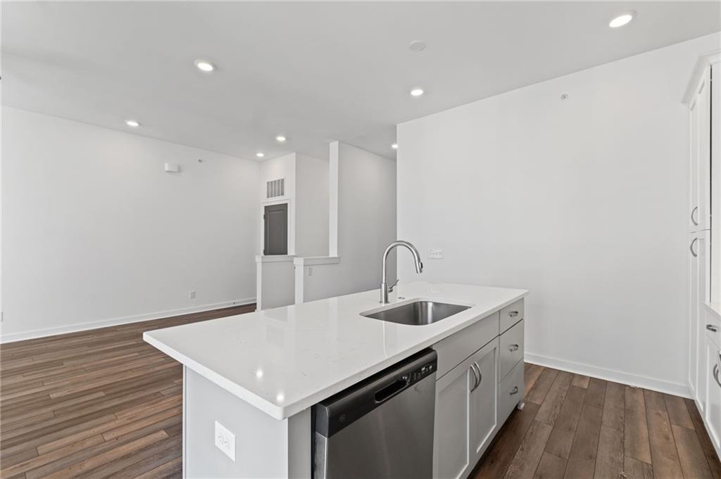 127 Devore Road Unit 204 Property Photo 14