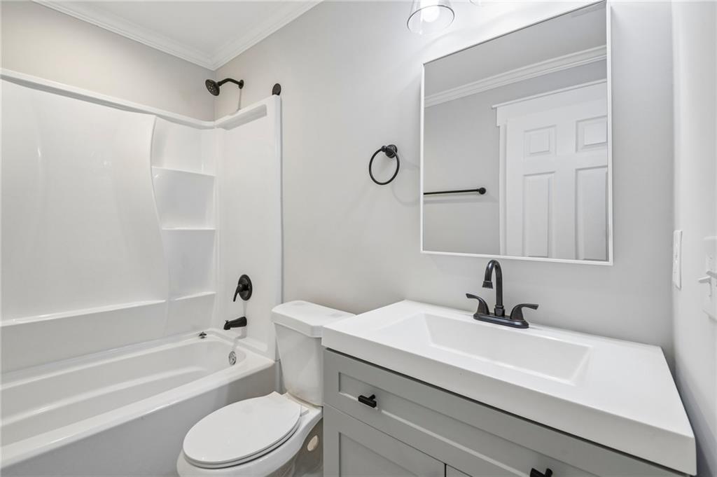 5751 Lisa Lane Property Photo 16
