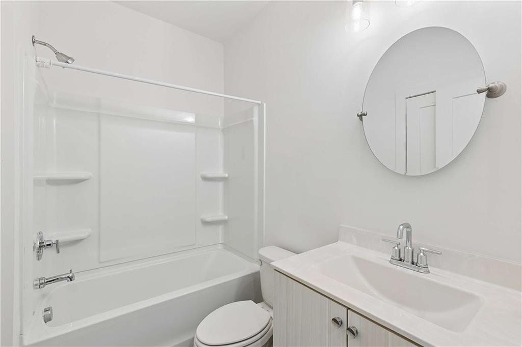 140 Color Circle Property Photo 10