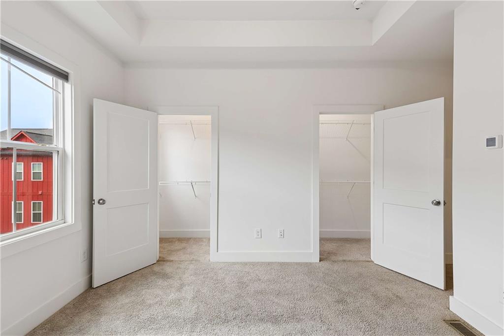 140 Color Circle Property Photo 12