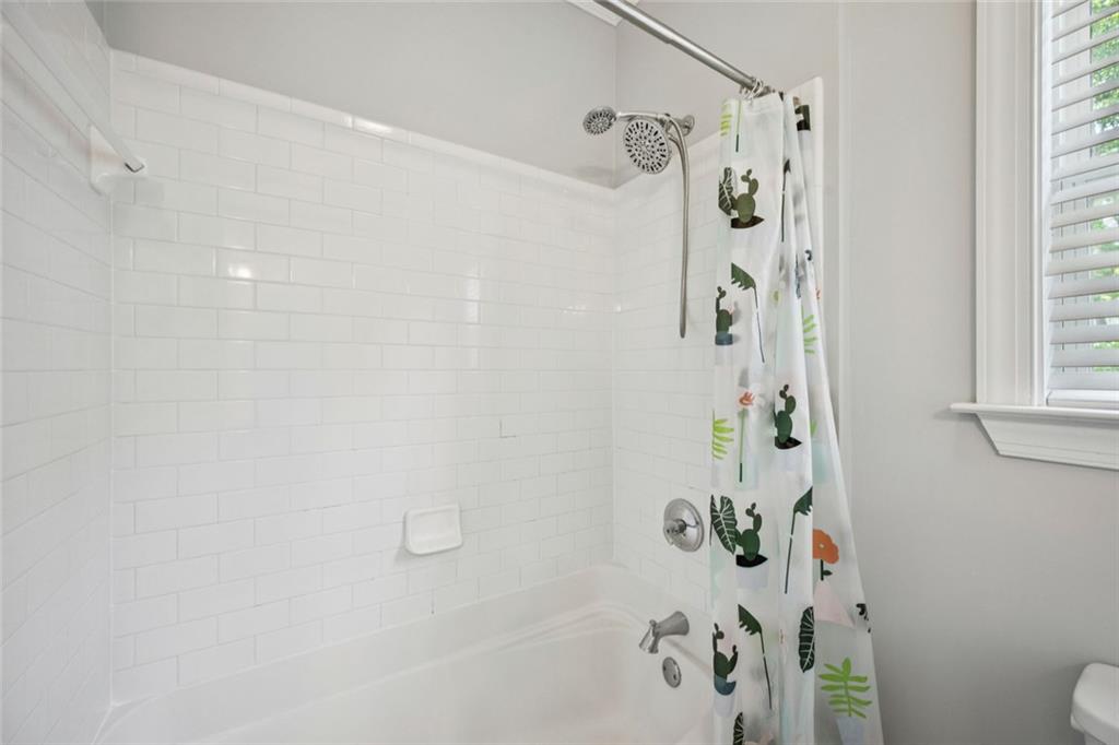 306 Carlyle Park Drive Ne Property Photo 21