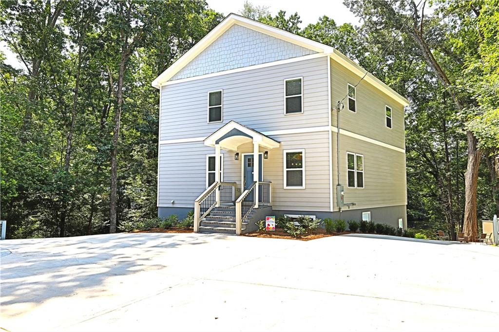 2125 Clay Road Property Photo 2