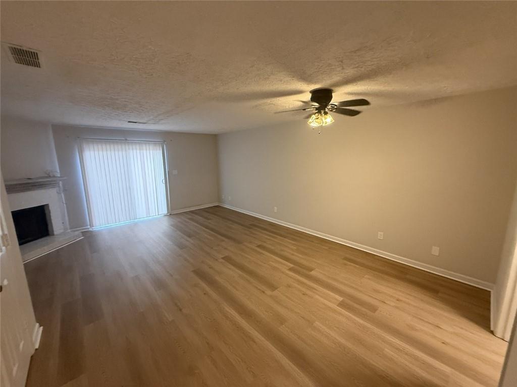 2906 Webb Bridge Road Property Photo 2